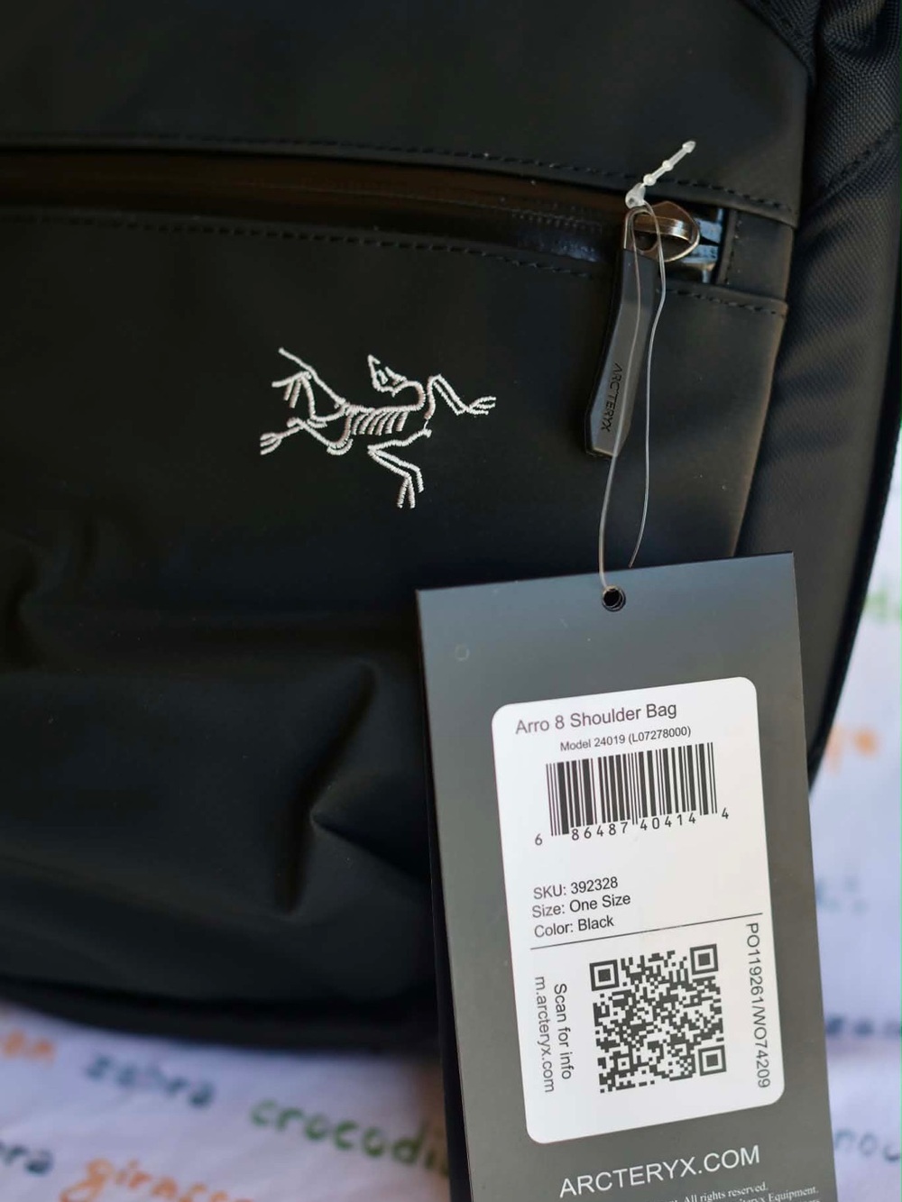 Arc'teryx Arro 8 Shoulders Messenger Bag Discontinued Version - Picture 7 of 11